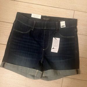 Judy Blue “Double Take” Jegging Shorts XL. Brand new with tags.